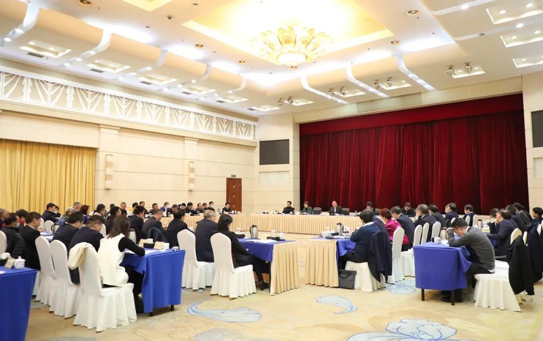 毛偉明省長出席全省民營企業(yè)家座談會，湘江電纜董事長侯少斌應邀參加