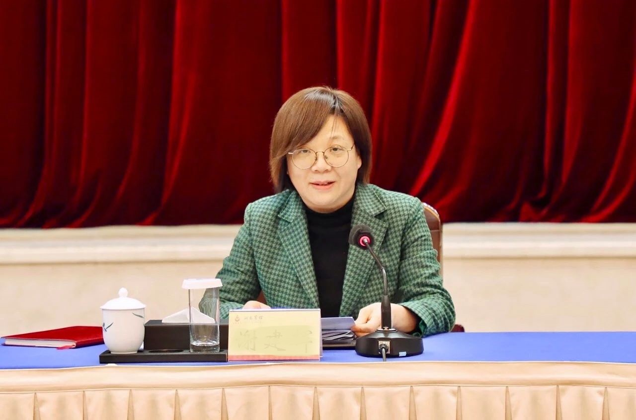 毛偉明省長出席全省民營企業(yè)家座談會，湘江電纜董事長侯少斌應邀參加